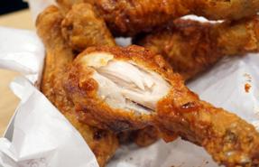 Bahaya Makan Ayam Tidak Cukup Masak. Kenali Warna Ayam Yang Dimasak Sempurna