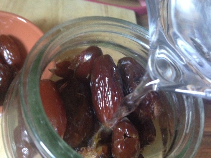 Buat Sendiri Susu Kurma. Resepi Paling Mudah dan Cepat Anda Cuba Sekarang