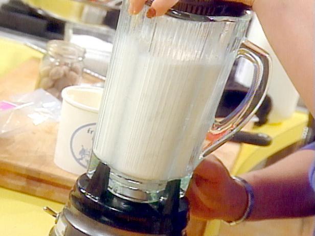 Buat Sendiri Susu Kurma. Resepi Paling Mudah dan Cepat Anda Cuba Sekarang