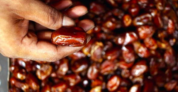Resepi Air Nabeez, Air Rendaman Kurma Yang Buat Korang Kekal Bertenaga Di Bulan Ramadan