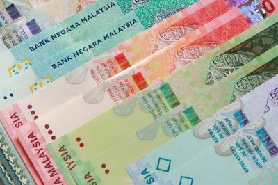 Tips Simpan Duit Guna Tabung Warna